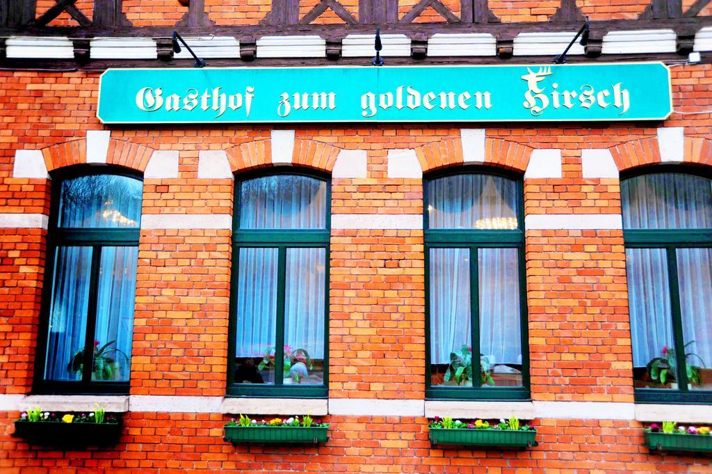 Hotel Zum Goldenen Hirsch Sankt Kilian Buitenkant foto
